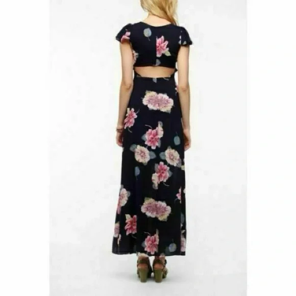 Floral Maxi Dress - URBAN OUTFITTERS - Picture 3 of 7